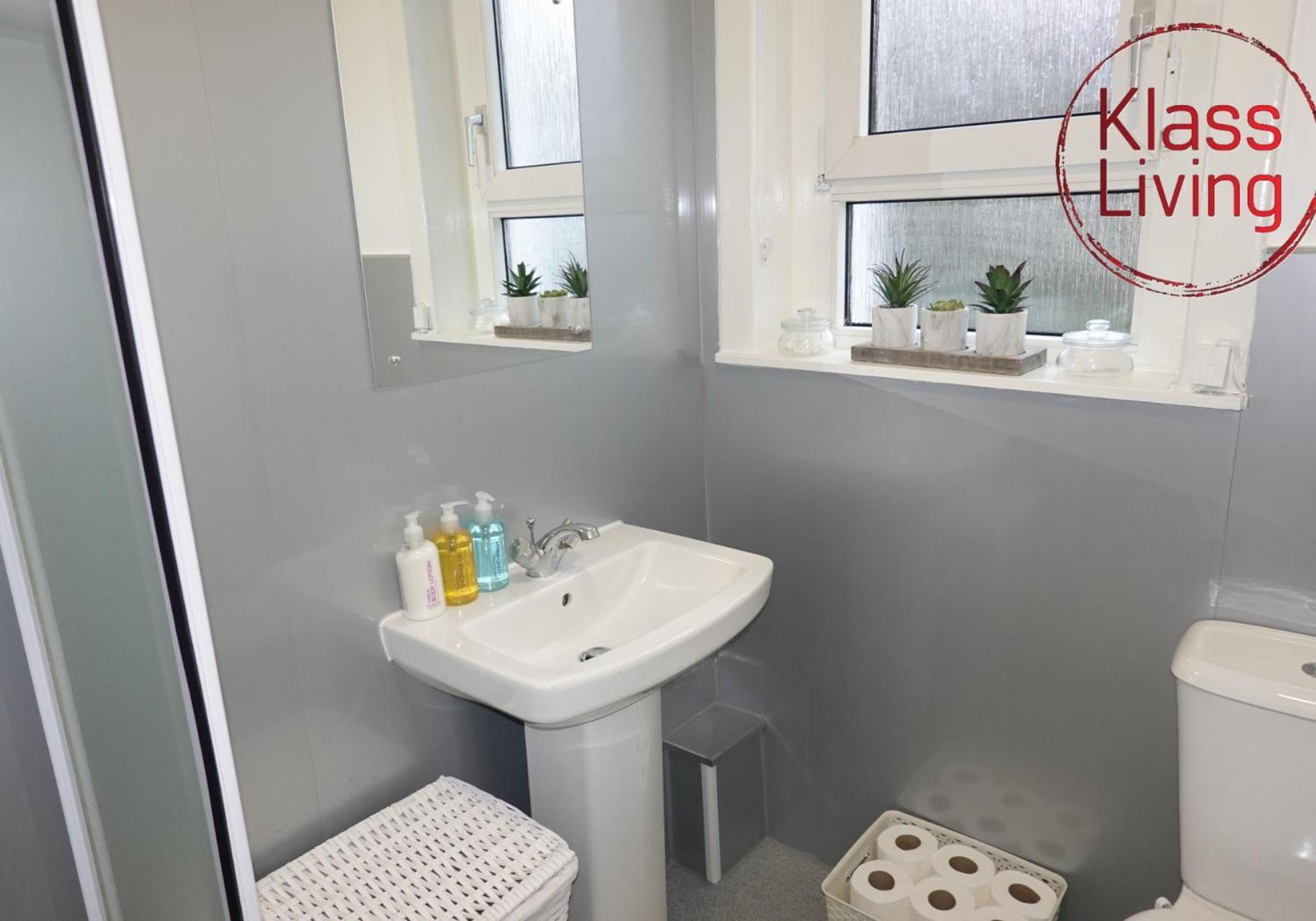 Welsh Drive Apartment By Klass Living Blantyre High Blantyre Dış mekan fotoğraf